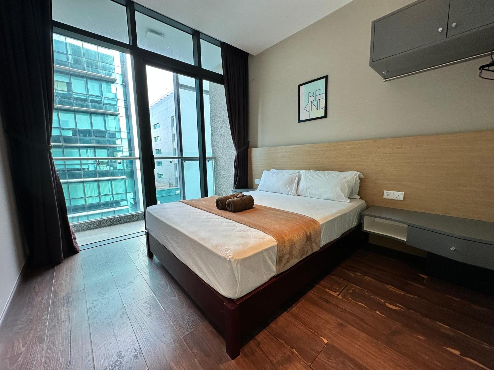L Riverson Soho Kk Very Near Imago * Kota Kinabalu